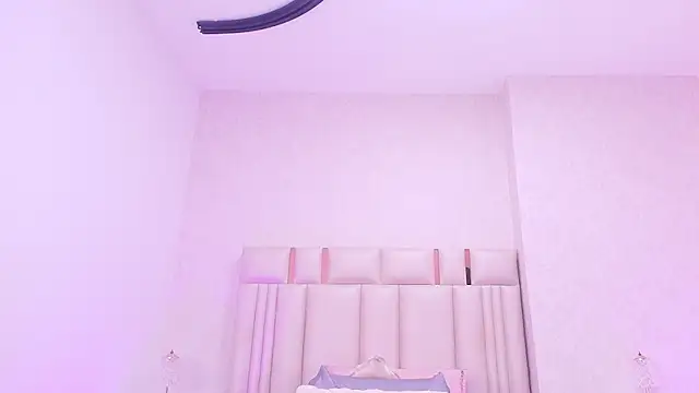 _carolina_fox live cam on StripChat