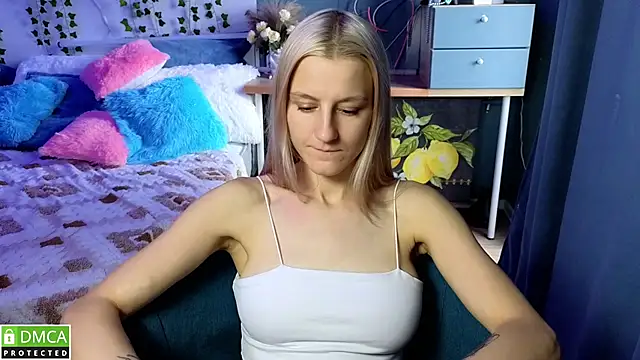 Alinika08 live cam on StripChat