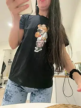 Anichka35
