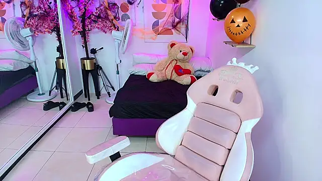 Maggy_t18