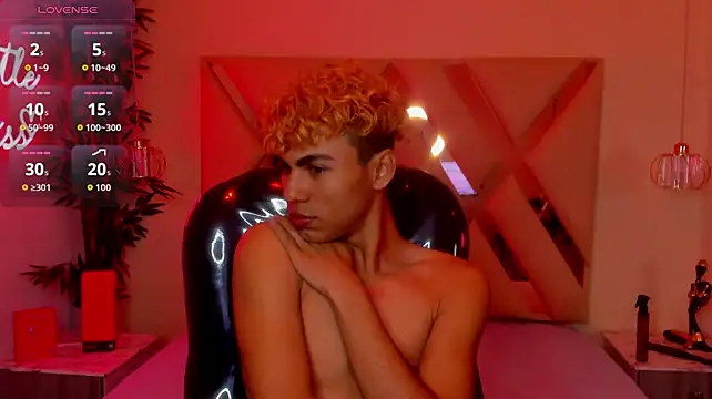 Anyelo_Twink