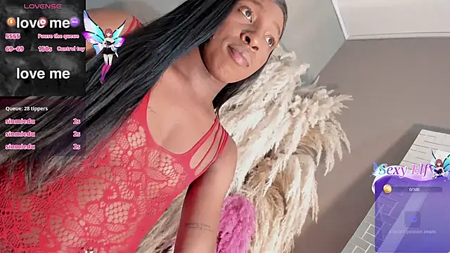 Ashley_Naiara