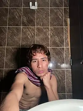 Ronny_Hot12