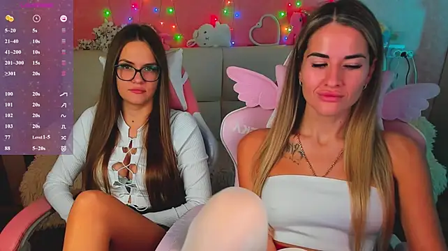 hotty_girls_here