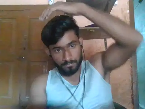 Lustynani1 live cam on StripChat
