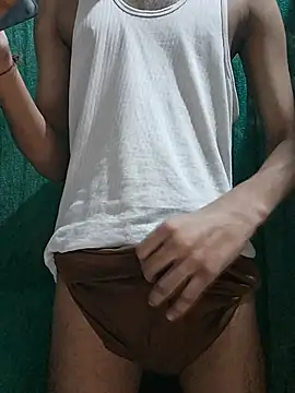 ishan_flow (M twink) - spit on nipples & dick