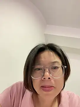 suning668 live cam on StripChat