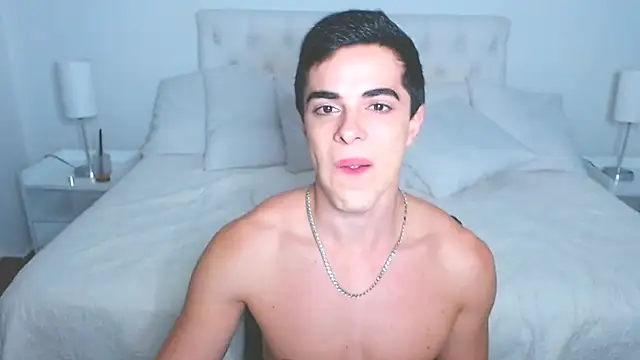 mr_hunterx webcam