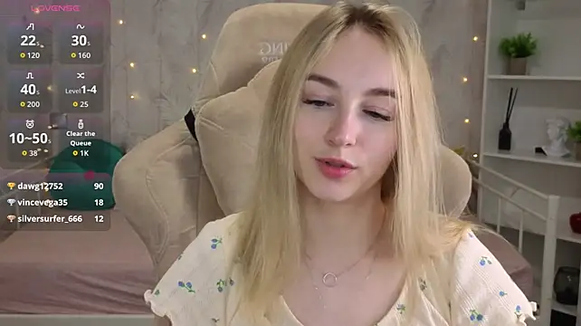Shy_Polly
