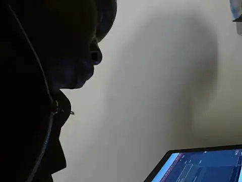 Aiyanna_ webcam