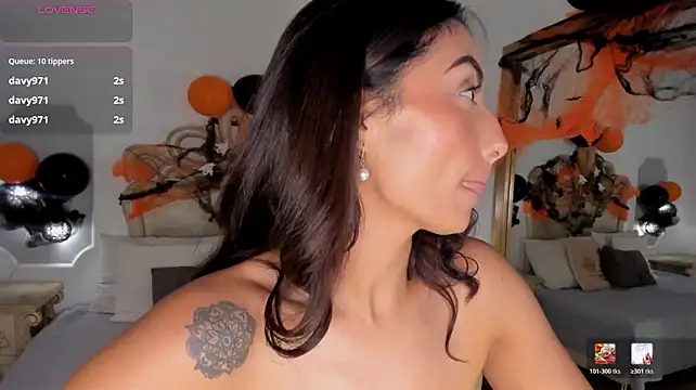 hade_miller live cam on StripChat