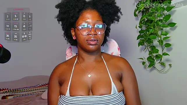 mochakaia live cam on StripChat