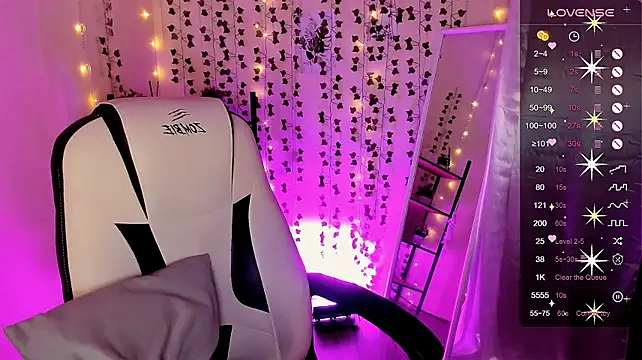 AnyaTaylor_