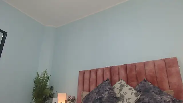 nana_levy live cam preview