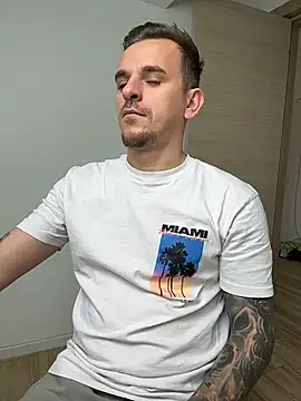Huge_cock22cm