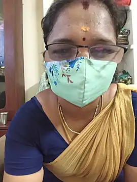 Tamilyazhini19
