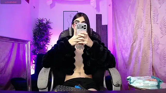 lana_gill1 live cam on StripChat