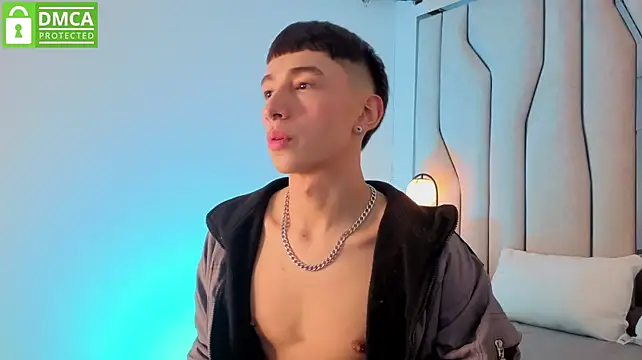 lian_cameron