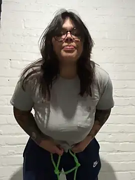 miacanela_xo