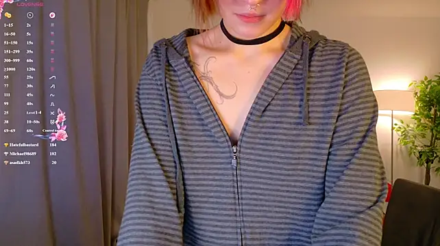 KikiMoor live cam on StripChat