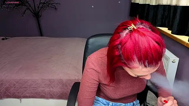 EvaMoshi live cam on StripChat