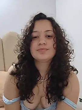 Alana_444 live cam on StripChat