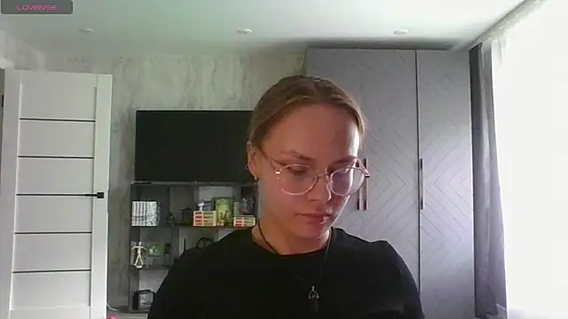 Annie_Cohn