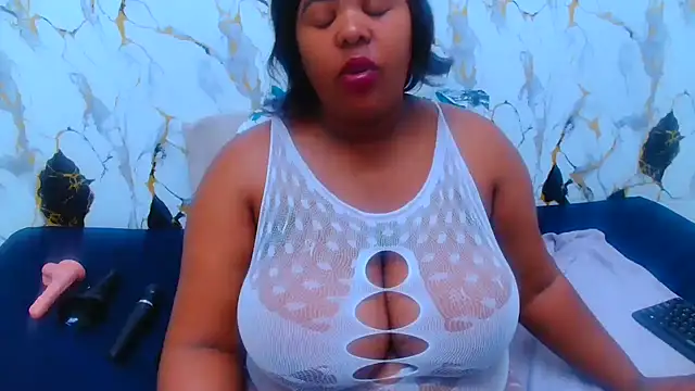 MegicalBoobs34 webcam