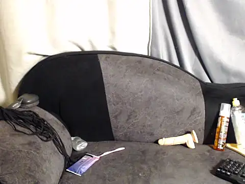 slim_baddie_ webcam