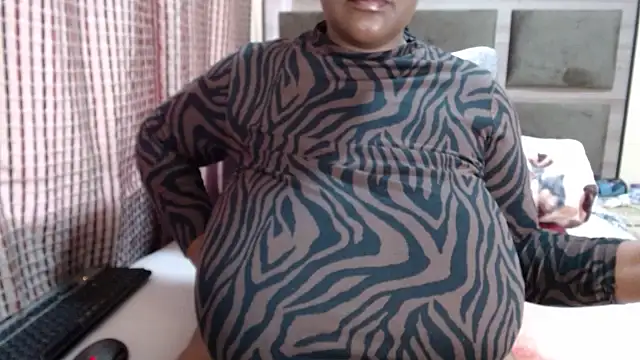 CHOCOLATEDARKBUSTYX