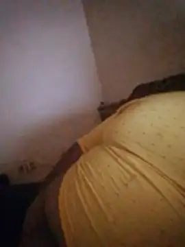 elpoop7305 live cam on StripChat