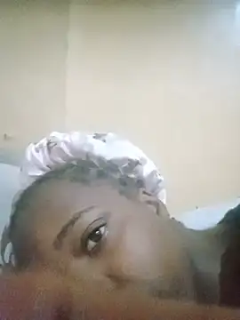 Blessedprincess blonde cam girl
