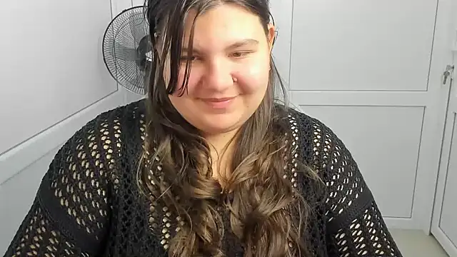 PhoenixFly blonde webcam girl