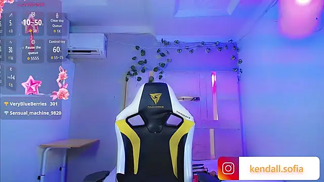 Sophiaa_doll_