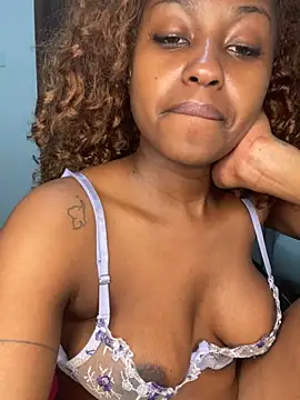 hot_daily live cam on StripChat