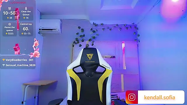 Sophiaa_doll_