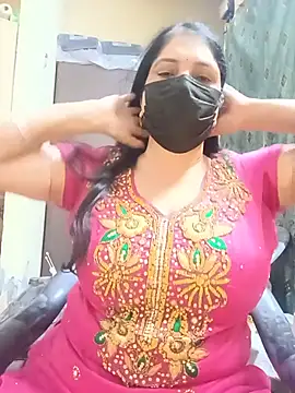 nupur_nyl live cam on StripChat
