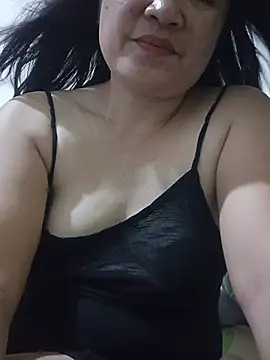 yuri_son live cam on StripChat