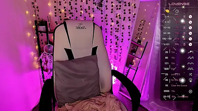 AnyaTaylor_