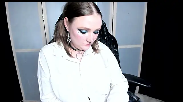 YourDyingBride live cam on StripChat