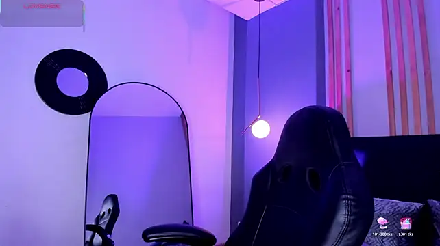 Giselle_Banks_ live cam on StripChat