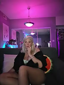 Lexi_Shocker live cam on StripChat