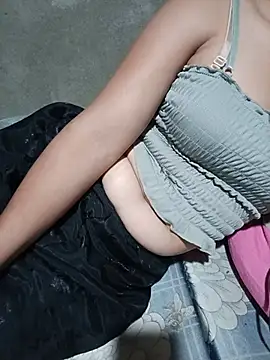 Alice-567 webcam