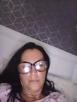VelvetNaughty-Shem live cam on StripChat