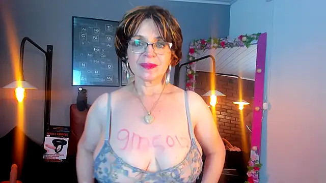 Samantha_mature56