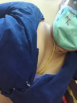 Tamilyazhini19