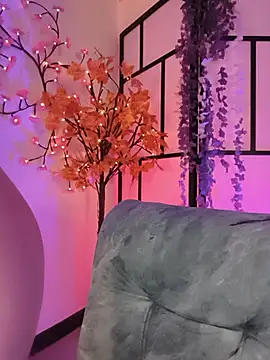 Violet-Secret live cam preview