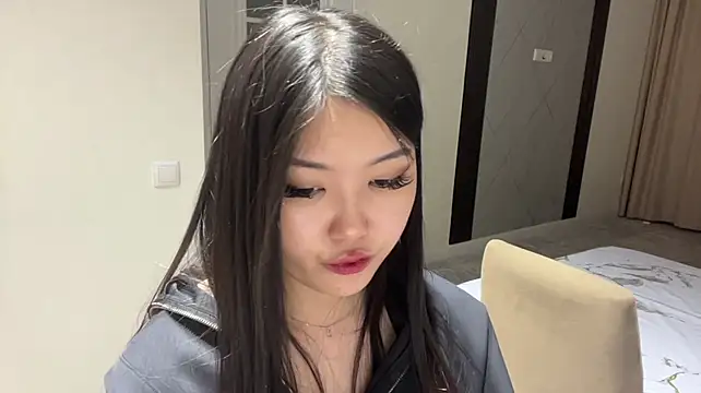 EffieCupples live cam preview