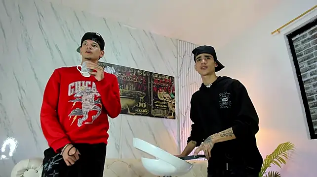 COOL_BOYS2