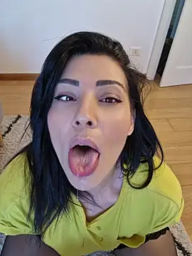 AryaSummersReal